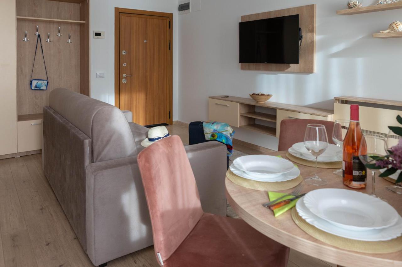 Apartament Le Bonheur Mamaia Eksteriør billede