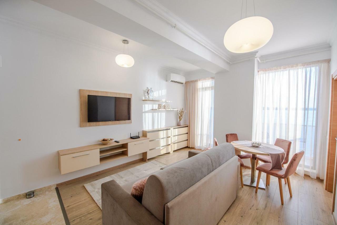 Apartament Le Bonheur Mamaia Eksteriør billede